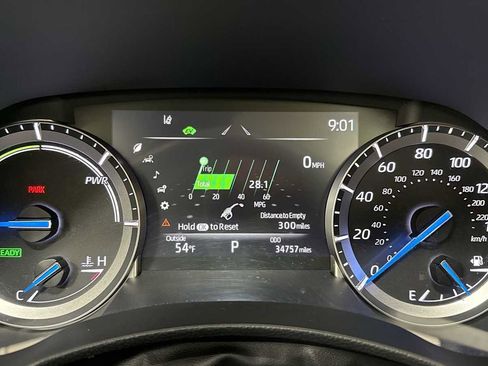 Certified 2022 Toyota Highlander XLE image 17