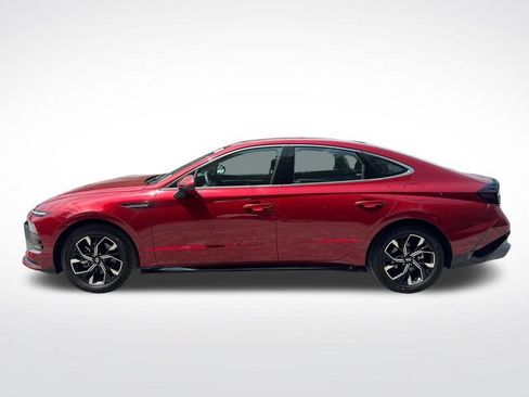Used 2025 Hyundai Sonata SEL FWD image 3