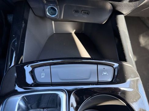 New 2026 Chevrolet Trax LT FWD image 23