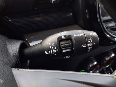 Used 2017 MINI Cooper Clubman S image 18