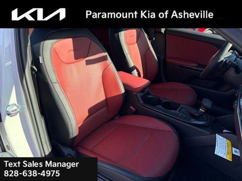 New 2025 Kia K4 GT-Line image 21