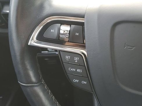 Certified 2023 Lincoln Nautilus Reserve w/ Monochromatic Package image 15