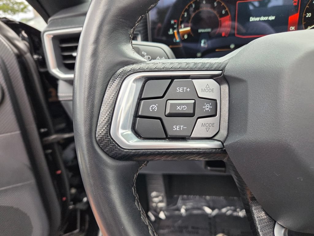 Used 2025 Ford Mustang Premium RWD image 27