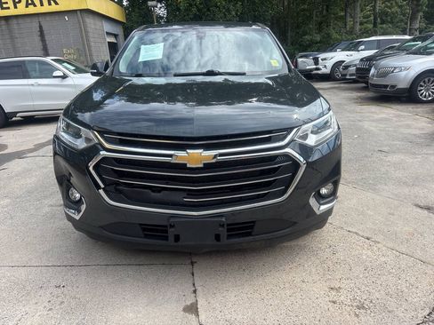 Used 2020 Chevrolet Traverse LT AWD/4WD image 3