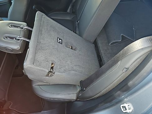 Used 2024 Buick Encore GX Sport Touring image 25