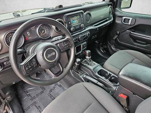 Used 2018 Jeep Wrangler Unlimited Sport AWD/4WD image 13