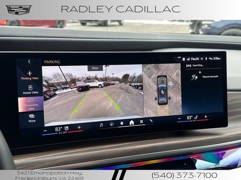 Used 2024 BMW 760i xDrive w/ Executive Package image 9