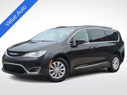 Used 2017 Chrysler Pacifica Touring-L