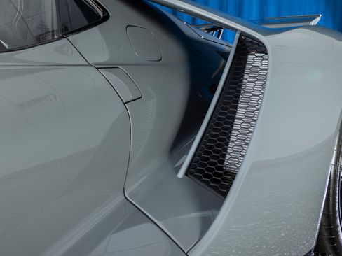 Used 2020 Ford GT Carbon Series image 28