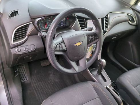 Certified 2020 Chevrolet Trax LT image 11