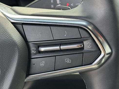 Used 2026 Chevrolet Equinox LT AWD/4WD image 24
