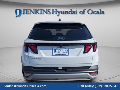 New 2026 Hyundai Tucson SE image 5
