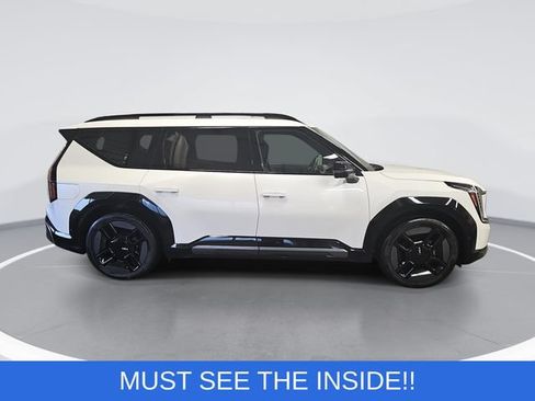 Used 2024 Kia EV9 GT-Line AWD/4WD image 2