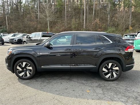 Certified 2025 Volkswagen Atlas Cross Sport SEL image 4