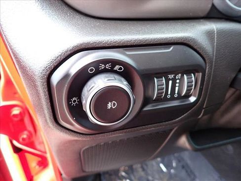 Used 2019 Jeep Wrangler Unlimited Sport image 11