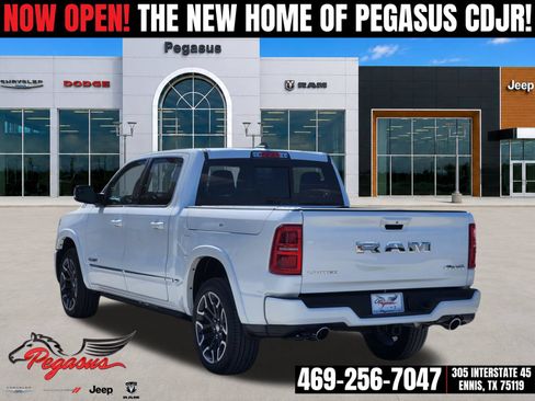Used 2025 RAM 1500 Limited w/ Body Color Bumper Group AWD/4WD image 4