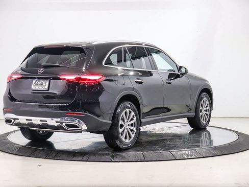 Certified 2026 Mercedes-Benz GLC 300 image 4