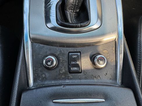 Used 2013 INFINITI G37 x Sedan w/ Premium Pkg image 58