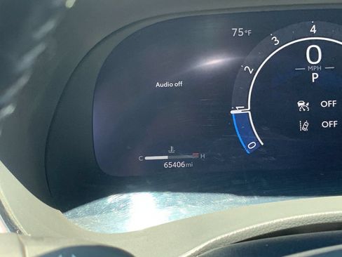 Used 2023 Toyota Highlander Platinum FWD image 30