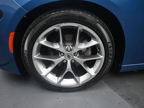 Used 2020 Dodge Charger SXT w/ Plus Group image 24