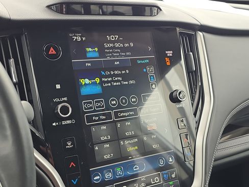 Used 2025 Subaru Outback Touring image 29