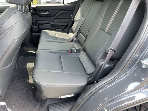 Used 2026 Toyota 4Runner Limited AWD/4WD image 14