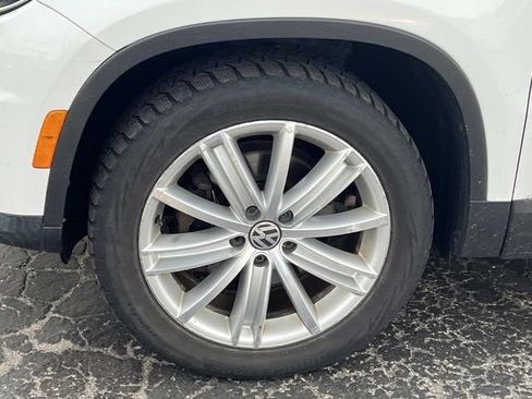 Used 2013 Volkswagen Tiguan SE image 7