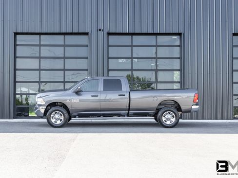 Used 2018 RAM 2500 Tradesman w/ Chrome Appearance Group AWD/4WD image 1