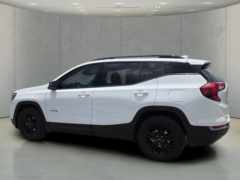 Used 2022 GMC Terrain AT4 w/ Infotainment Package II AWD/4WD image 8