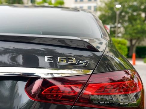 Used 2021 Mercedes-Benz E 63 AMG S image 46