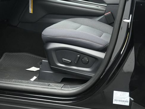 New 2026 Ford Explorer Active RWD image 11
