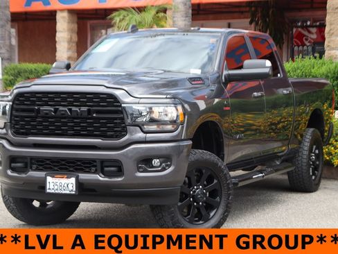 Used 2022 RAM 2500 Big Horn w/ Night Edition AWD/4WD image 4