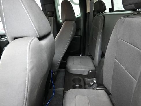 Used 2021 Chevrolet Colorado LT w/ LT Convenience Package RWD image 22