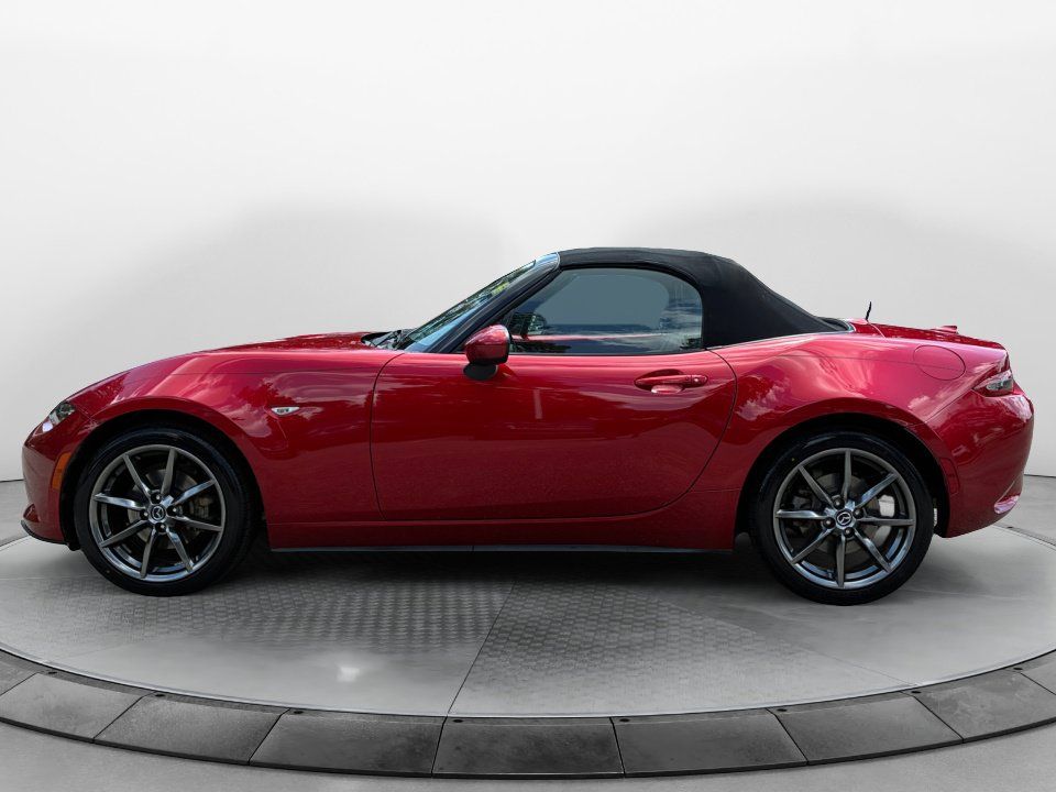 Used 2016 MAZDA MX-5 Miata Grand Touring RWD image 4