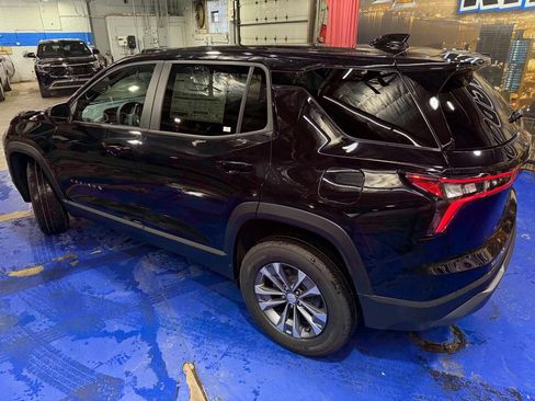 New 2026 Chevrolet Equinox LT w/ Convenience Package II image 3