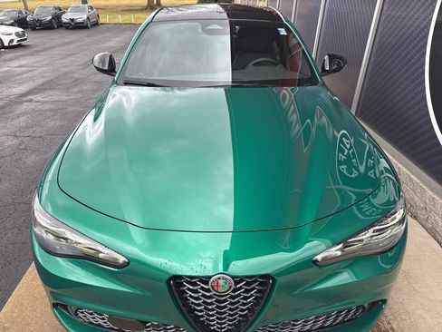 New 2026 Alfa Romeo Giulia AWD image 5