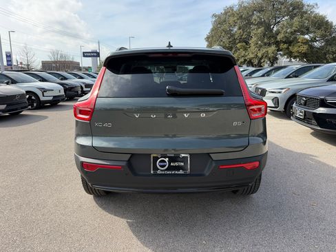 New 2026 Volvo XC40 B5 Plus w/ Protection Package Premier image 5