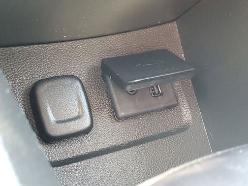 Used 2014 Buick Encore Leather AWD/4WD image 19