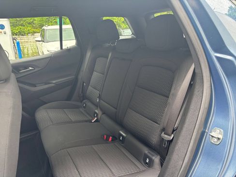Used 2025 Chevrolet Equinox LT FWD image 37