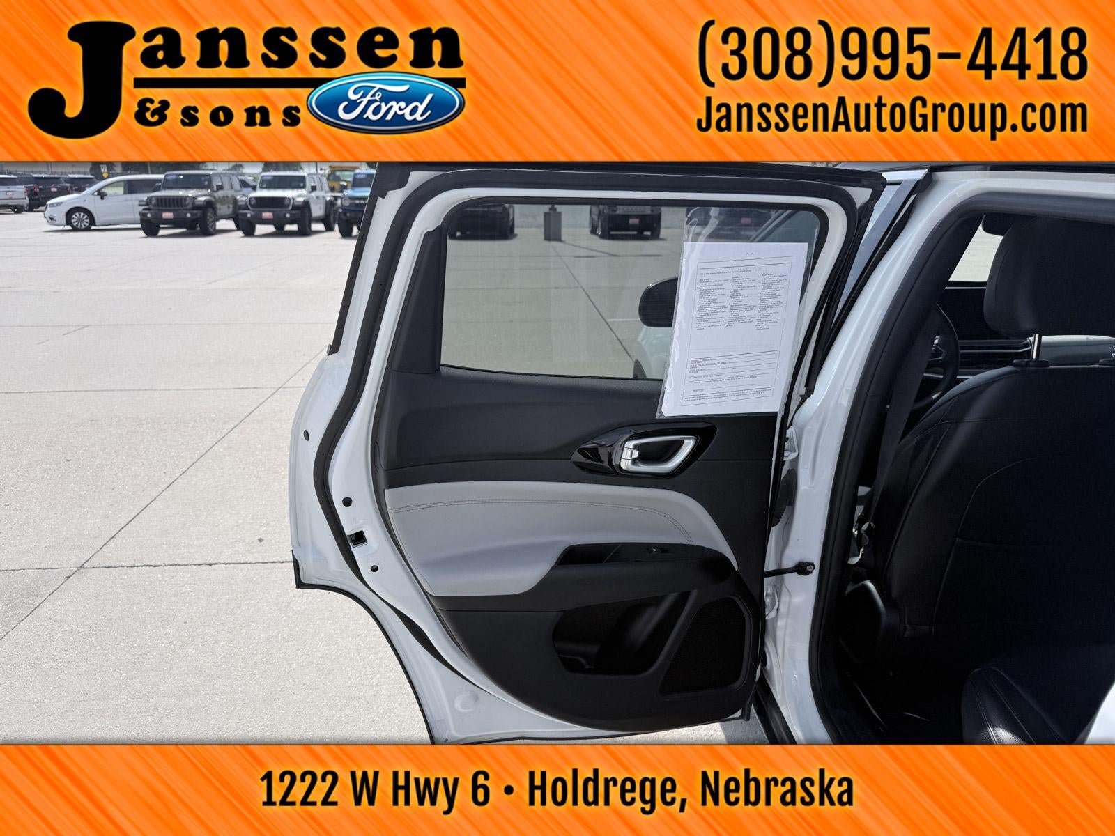 Used 2024 Jeep Compass Limited AWD/4WD image 10