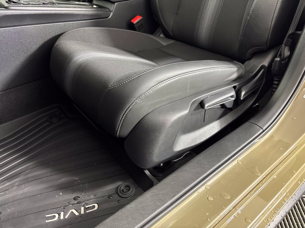 Certified 2025 Honda Civic Sport image 28