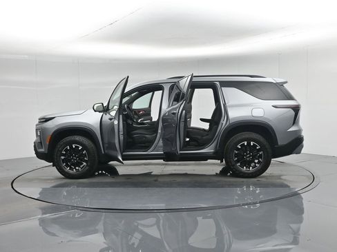 Used 2024 Chevrolet Traverse Z71 w/ LPO, Floor Liner Package image 36