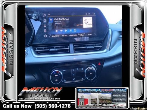 Used 2025 Chevrolet Trax LT w/ LT Convenience Package image 9