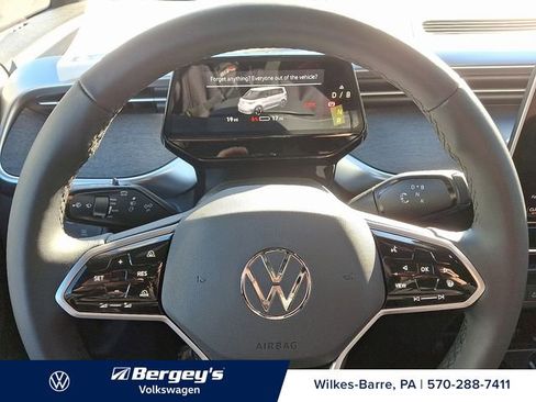 New 2025 Volkswagen ID. Buzz Pro S RWD image 21