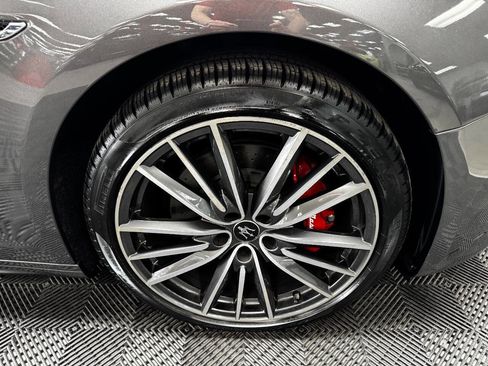 Used 2021 Maserati Ghibli S image 16