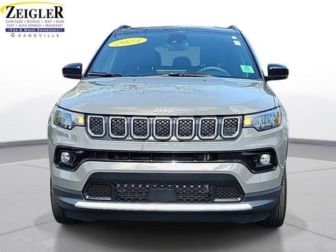 Certified 2023 Jeep Compass Limited AWD/4WD image 2