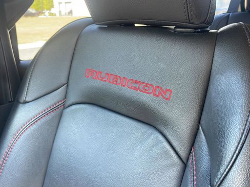 Used 2021 Jeep Wrangler Unlimited Rubicon image 22