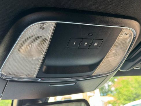 Used 2017 Dodge Charger R/T image 20