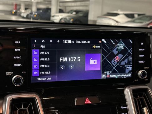 Certified 2022 Kia Sorento S image 27