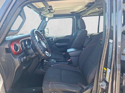 Used 2022 Jeep Wrangler Unlimited Rubicon w/ LED Lighting Group AWD/4WD image 14